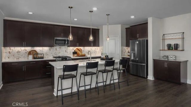 19074 Waterton Lakes Drive, Riverside, CA 92508