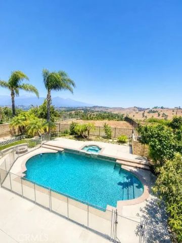 350 Via Amarilla, San Dimas, CA 91773
