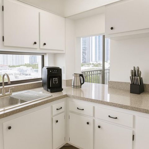 17021 N Bay Rd 906, Sunny Isles Beach, FL 33160