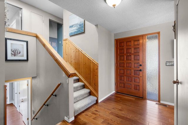 1122 S Henry Rd, Greenacres, WA 99006