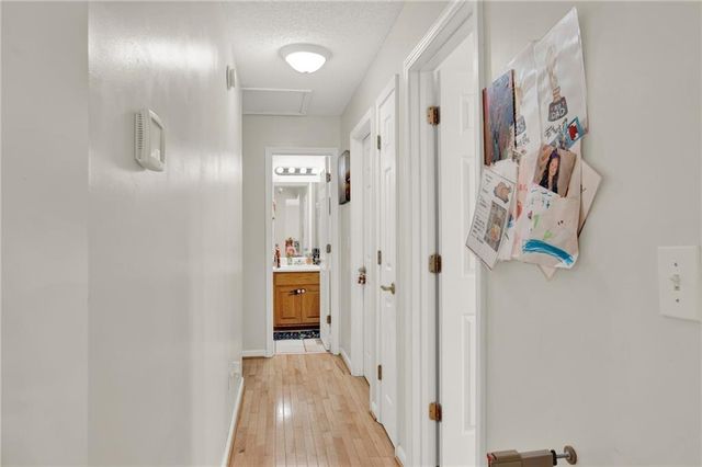 101 Twin Oaks Drive, Calhoun, GA 30701