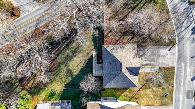 101 Twin Oaks Drive, Calhoun, GA 30701