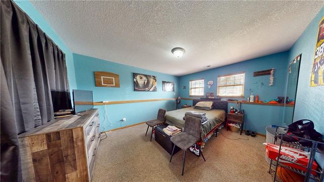 4607 Crystal Drive, St Joseph, MO 64503