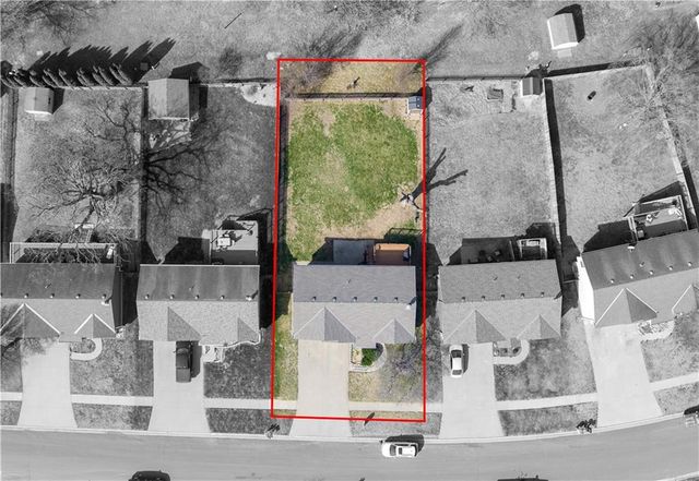 4607 Crystal Drive, St Joseph, MO 64503