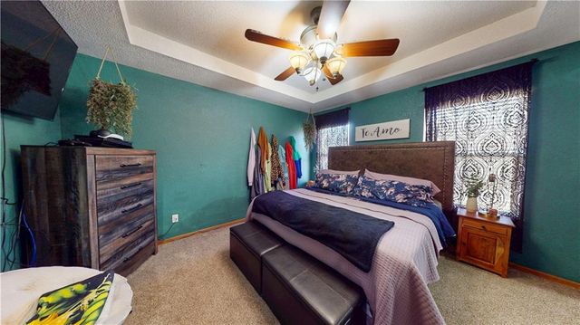 4607 Crystal Drive, St Joseph, MO 64503