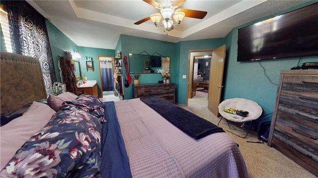 4607 Crystal Drive, St Joseph, MO 64503