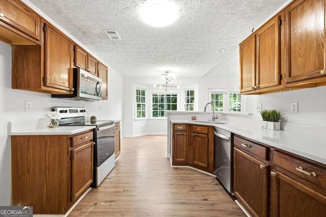 2343 Condor Drive, Lawrenceville, GA 30044