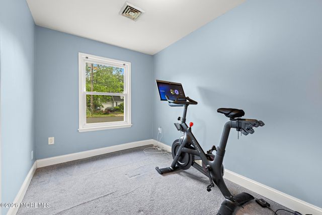 172 Bosun Avenue, Manahawkin, NJ 08050