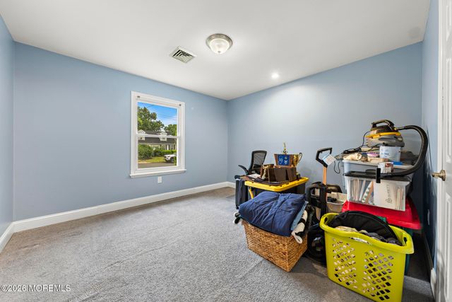 172 Bosun Avenue, Manahawkin, NJ 08050