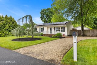172 Bosun Avenue, Manahawkin, NJ 08050