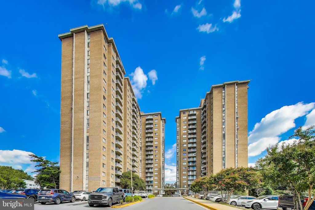 1836 METZEROTT RD #1826, Adelphi, MD 20783