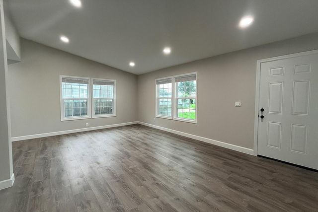 3 Becca Court B, Brookshire, TX 77423