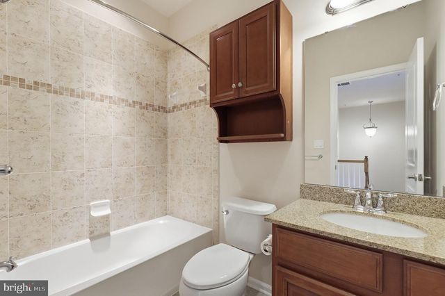 22771 AUTUMN BREEZE AVE, Clarksburg, MD 20871