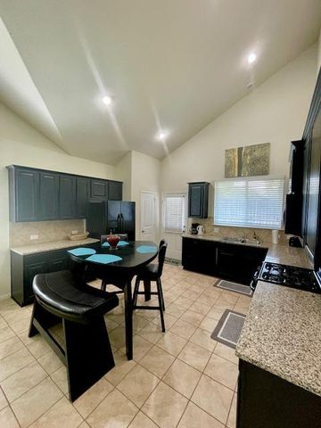 13700 Sage Grouse DR 701, Austin, TX 78729