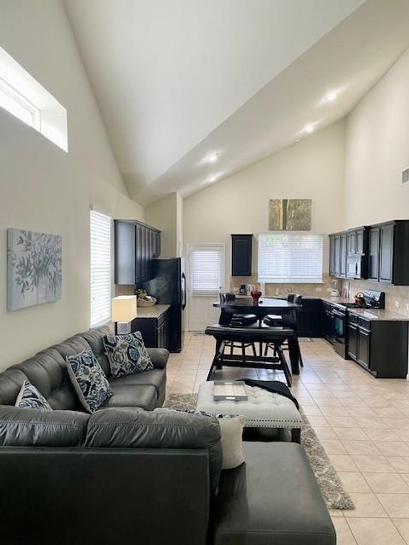 13700 Sage Grouse DR 701, Austin, TX 78729