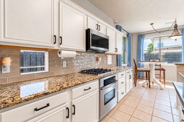 4107 E Baden Oaks Drive, Pearland, TX 77581