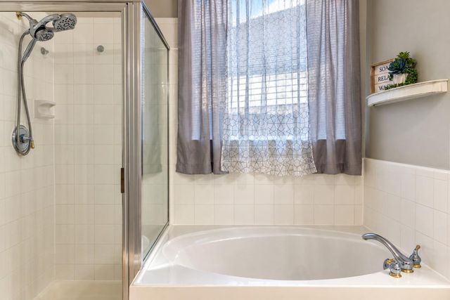 4107 E Baden Oaks Drive, Pearland, TX 77581