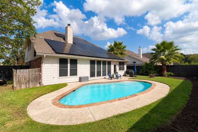 4107 E Baden Oaks Drive, Pearland, TX 77581