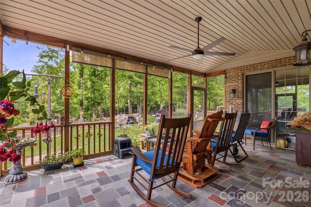 8 Ridgemont Drive, Weaverville, NC 28787