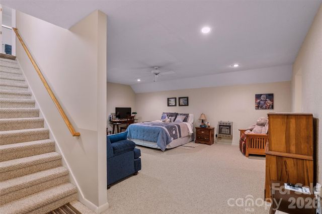 8 Ridgemont Drive, Weaverville, NC 28787