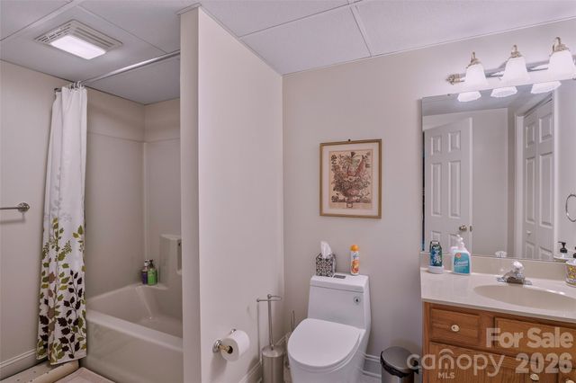 8 Ridgemont Drive, Weaverville, NC 28787