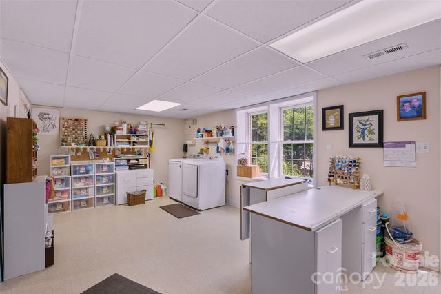 8 Ridgemont Drive, Weaverville, NC 28787