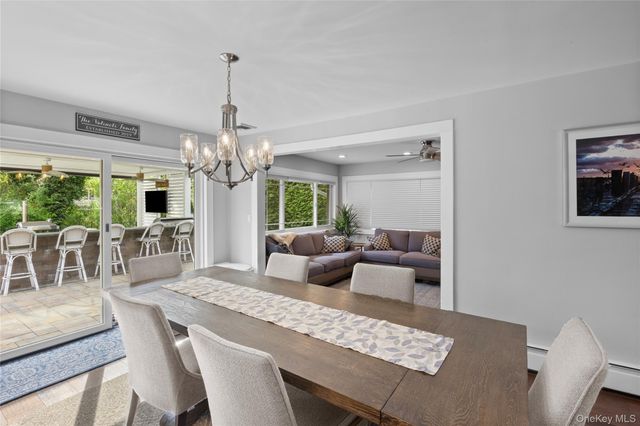 10 Oak Brook Lane, Merrick, NY 11566