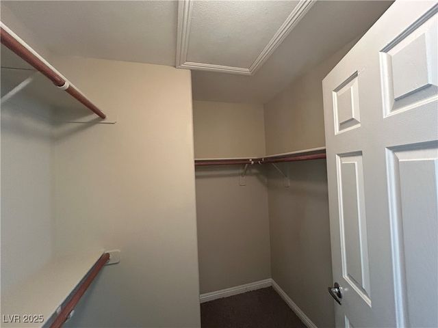 8668 TOM NOON Avenue 101, Las Vegas, NV 89178