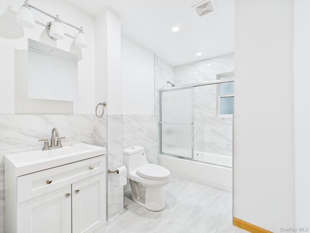 5110 Little Neck Parkway, Little Neck, NY 11362