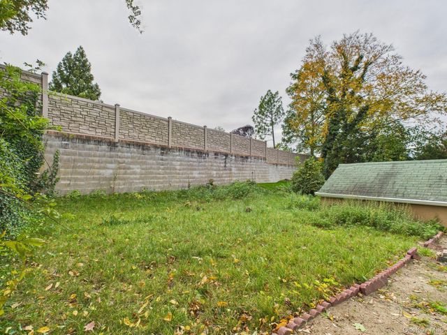 5110 Little Neck Parkway, Little Neck, NY 11362