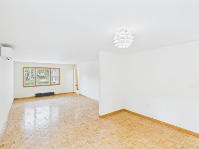 5110 Little Neck Parkway, Little Neck, NY 11362