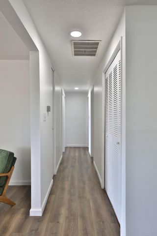 1390 E Dublin Granville Road, Columbus, OH 43229