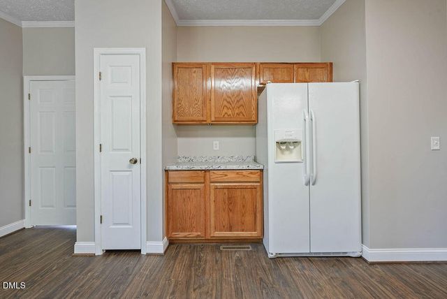 862 Maynard Lake Road, Erwin, NC 28339