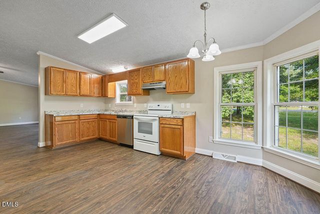 862 Maynard Lake Road, Erwin, NC 28339
