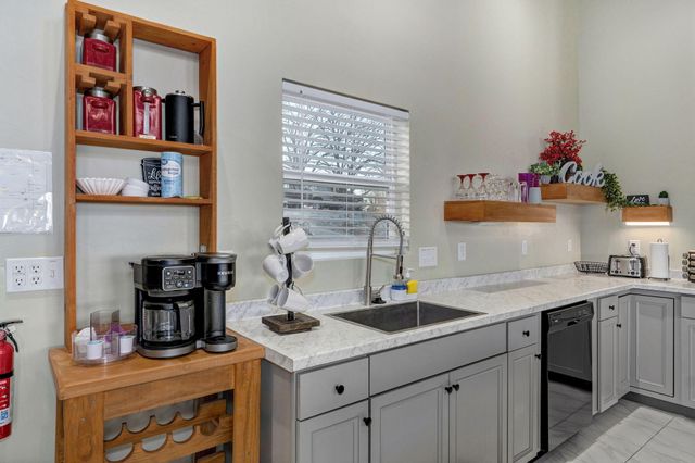 510 Chisholm Trail, Forsyth, MO 65653