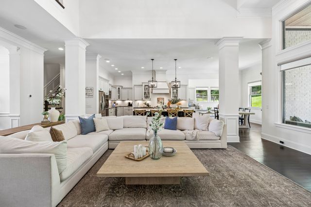 1745 Umbria Dr, Brentwood, TN 37027