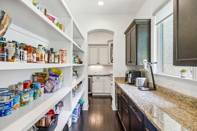 1745 Umbria Dr, Brentwood, TN 37027