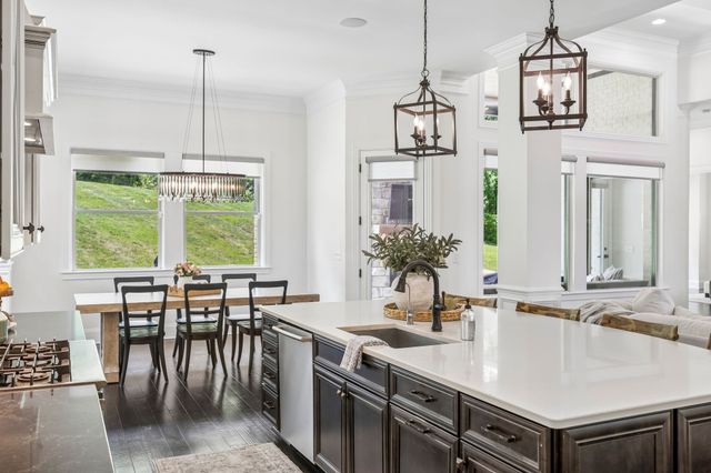 1745 Umbria Dr, Brentwood, TN 37027