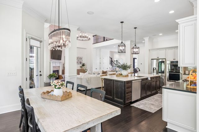 1745 Umbria Dr, Brentwood, TN 37027