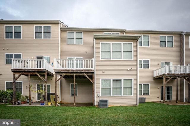 207 SADDLEBROOK DR, Bensalem, PA 19020