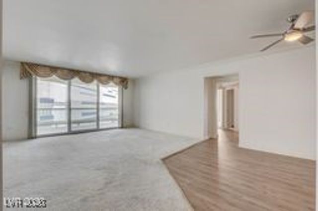 2877 Paradise Road 904, Las Vegas, NV 89109