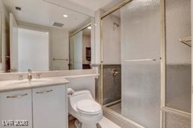 2877 Paradise Road 904, Las Vegas, NV 89109