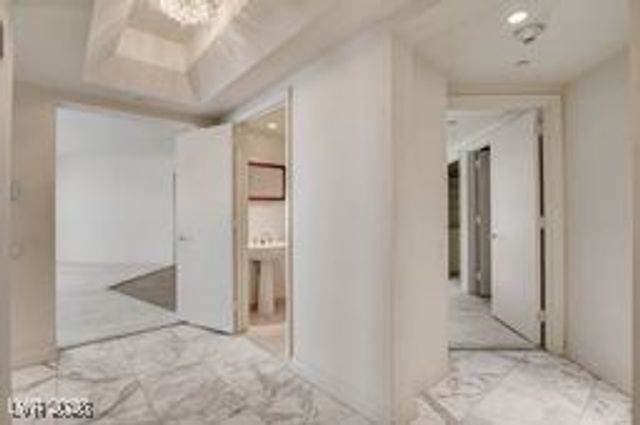 2877 Paradise Road 904, Las Vegas, NV 89109