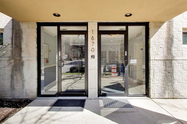 1670 Mill Street 207, Des Plaines, IL 60016