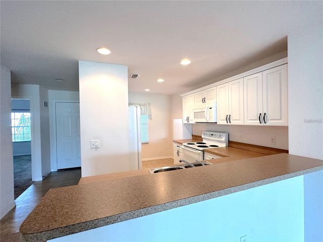 5760 SABAL TRACE DRIVE 202, North Port, FL 34287