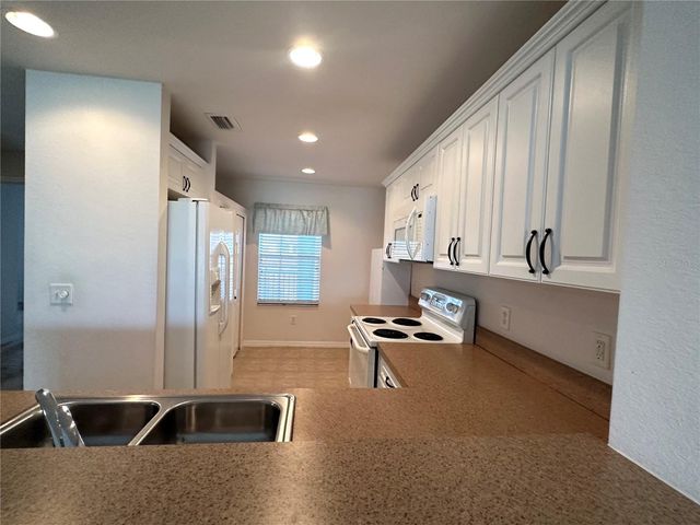 5760 SABAL TRACE DRIVE 202, North Port, FL 34287