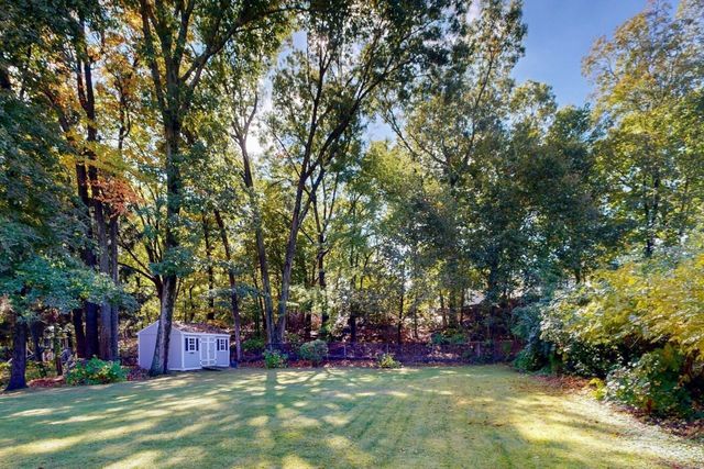 93 Ames St, Quincy, MA 02169