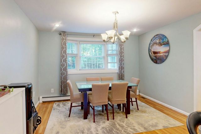 93 Ames St, Quincy, MA 02169