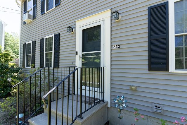 632 Southbridge Road, Warren, MA 01083