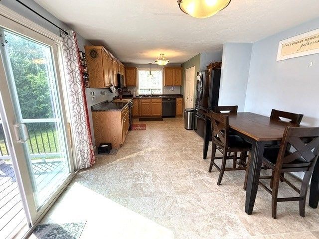 632 Southbridge Road, Warren, MA 01083